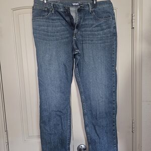 Wrangler Men's Blue Straight-Leg Jeans